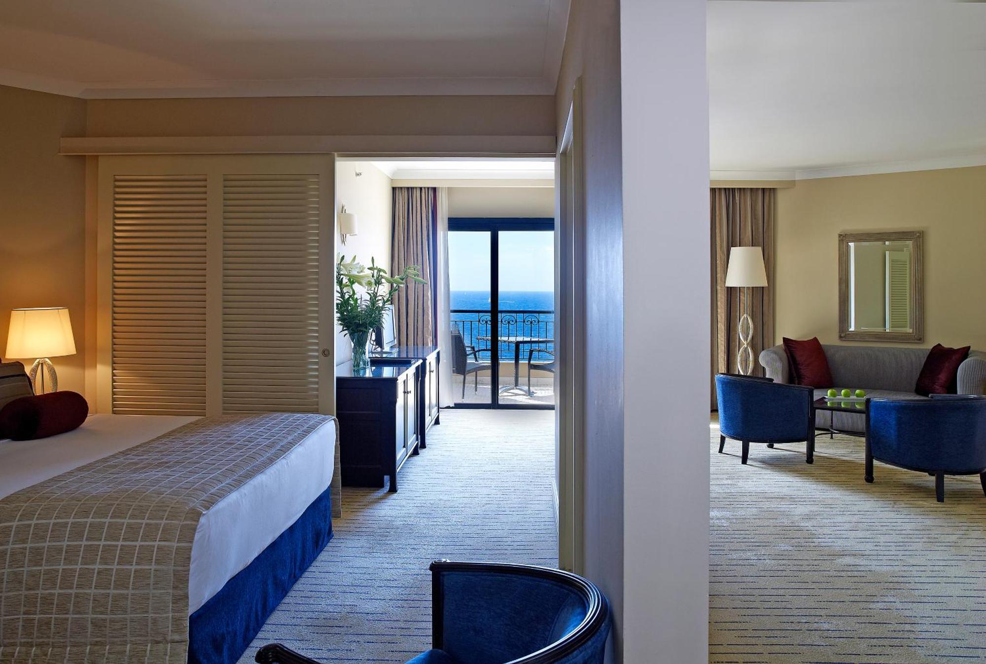 Corinthia Hotel St. George’s Bay San Giuliano Esterno foto